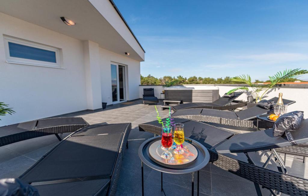 Luxurioeses Penthouse Welle Mit Whirlpool, Grill Und Meerblick Vir Exterior photo